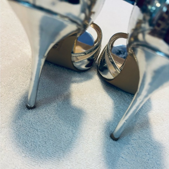 Almost Brand New - High Quality Heels By TRUE DECADENCE - Size 8 - Box 49 - Picture 4 of 5